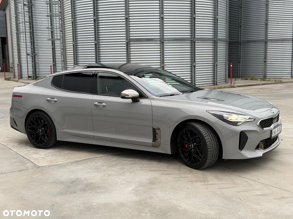 Kia Stinger 3.3 T-GDI V6 GT AWD - 4