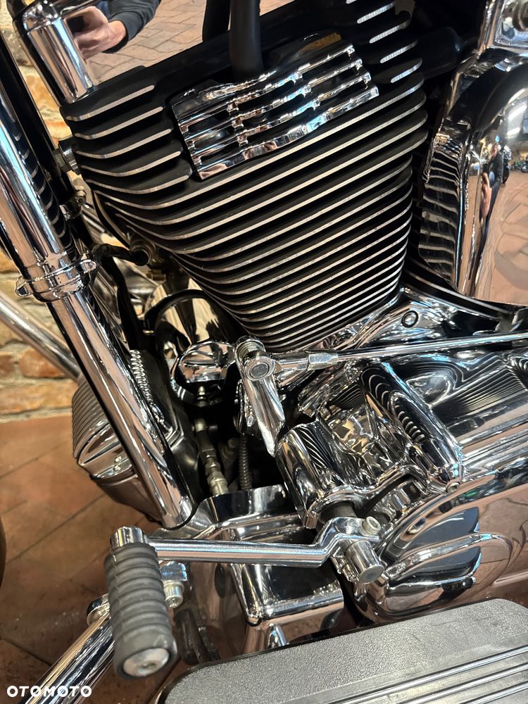 Harley-Davidson Touring Street Glide - 32