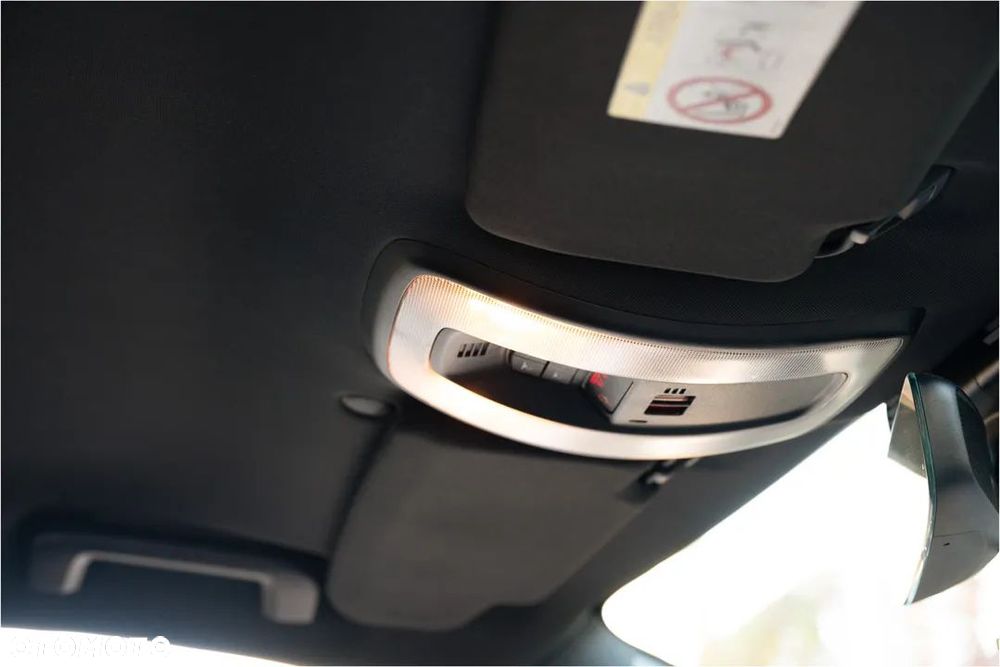 Volvo V60 D5 Geartronic RDesign - 30