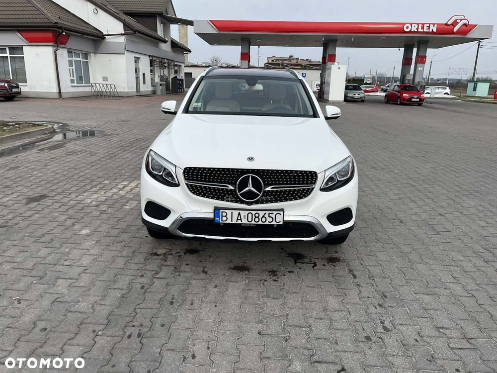 Mercedes-Benz GLC 300 4Matic 9G-TRONIC - 9