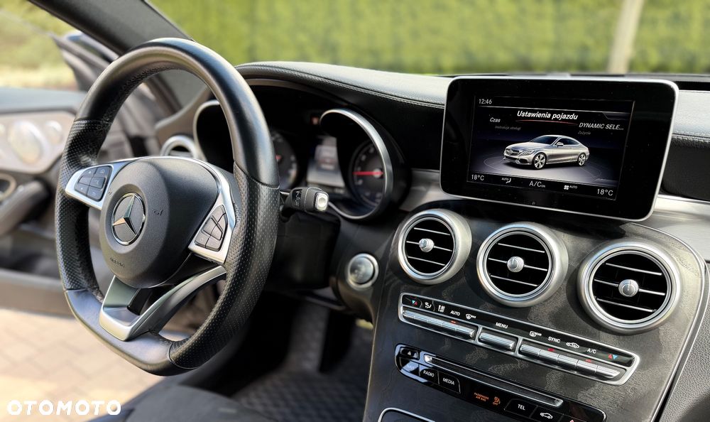 Mercedes-Benz Klasa C 200 9G-TRONIC - 39