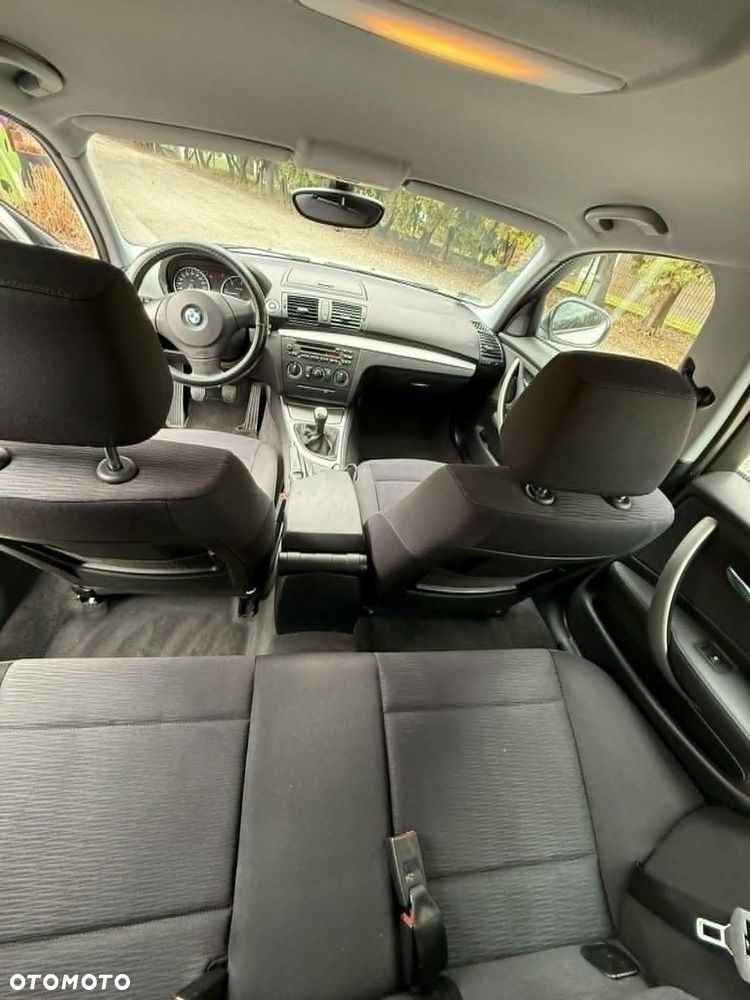 BMW Seria 1 116d - 13