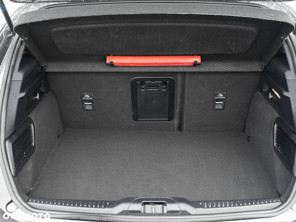 Ford Focus - 26