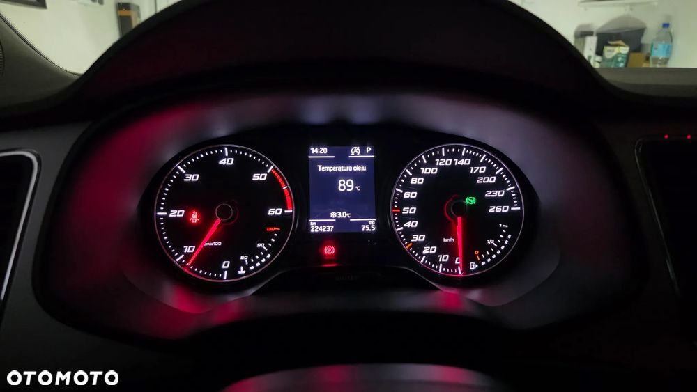 Seat Leon 2.0 TDI Xcellence S&S DSG - 15