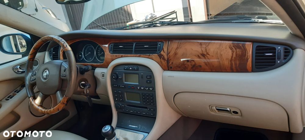 Jaguar X-Type 2.0 D Executive - 16