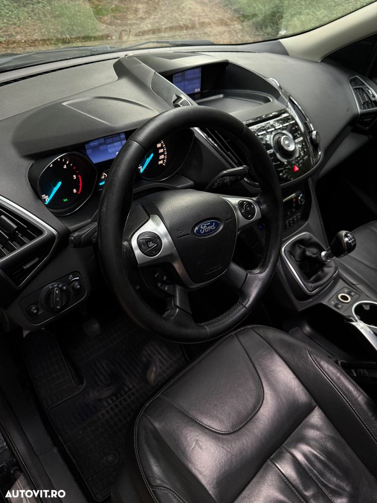 Ford Kuga 2.0 TDCi 4WD Titanium - 22
