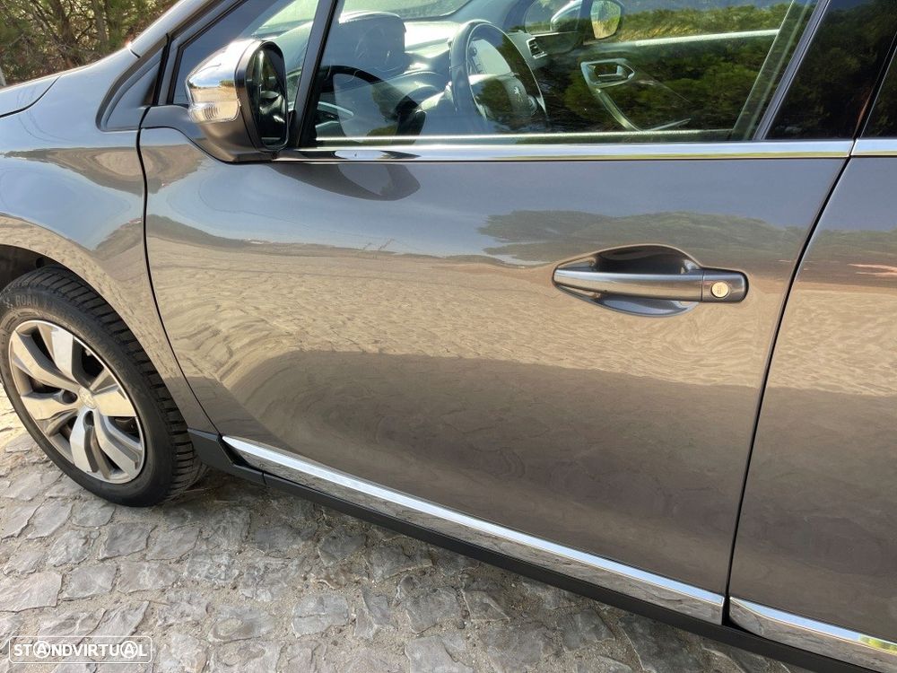 Peugeot 2008 1.6 BlueHDi Allure - 10