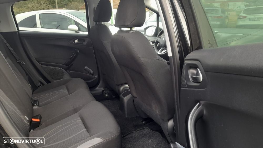 Peugeot 208 1.4 HDi Active - 11