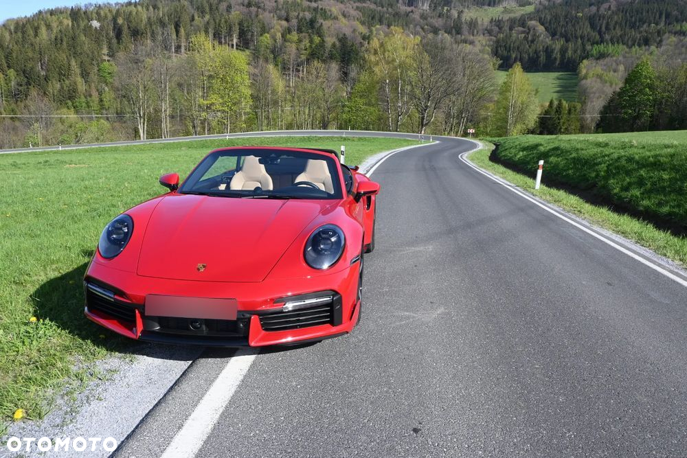 Porsche 911 Carrera Turbo S Cabrio - 3