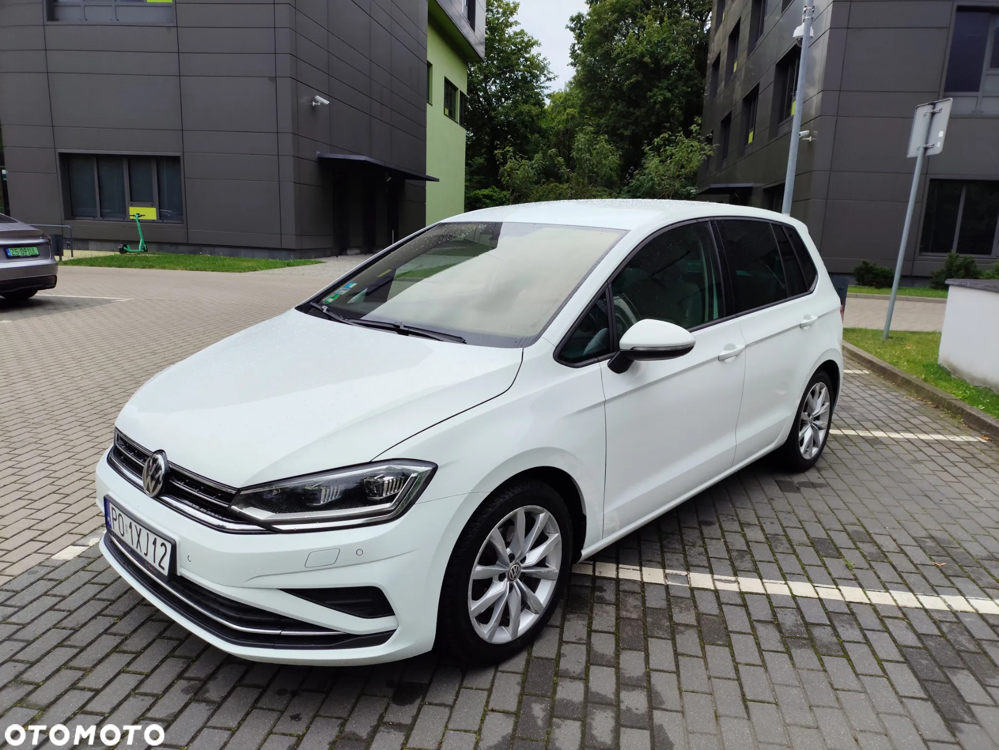 Volkswagen Golf Sportsvan VII SV 1.5 TSI ACT Comfortline - 2