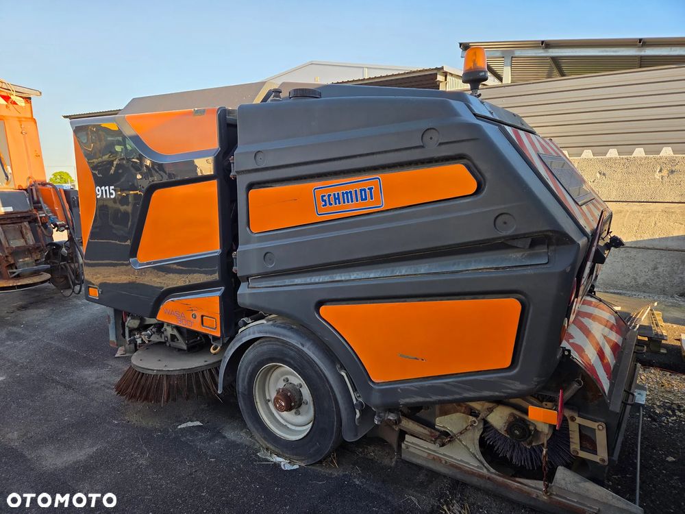 Aebi Schmidt Wasa 300+ - 1