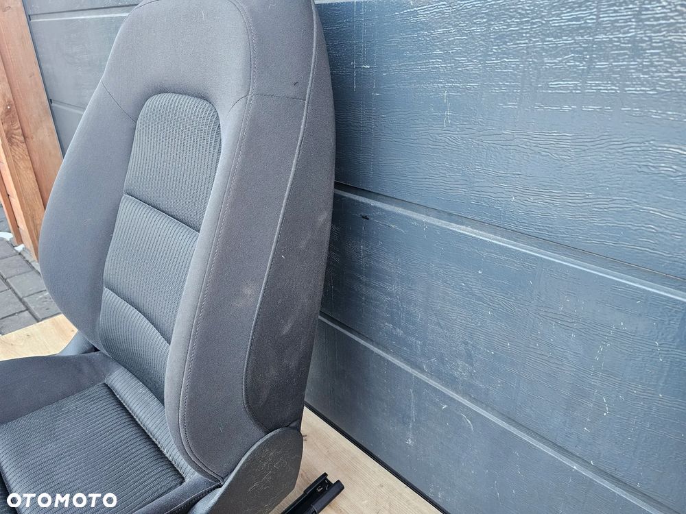 FOTEL PRAWY PRZÓD PRZEDNI AUDI A4 B8 PODGRZEWANY MATERIAŁOWY EUROPA - 12