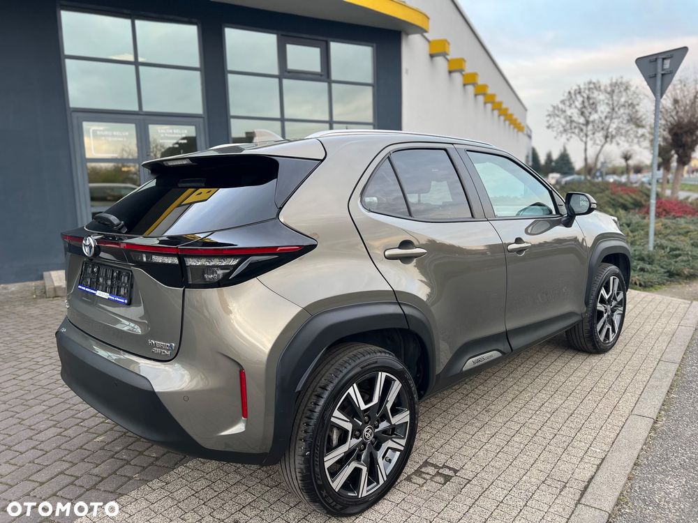 Toyota Yaris Cross 1.5 VVT-i AWD-i Premiere Edition - 4