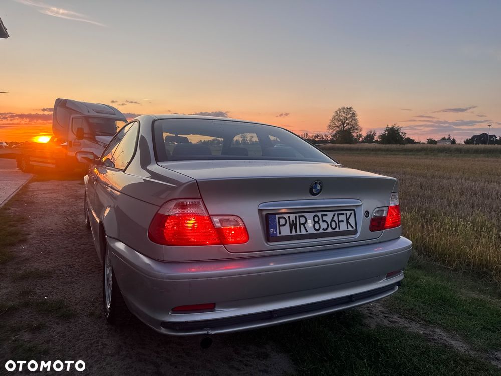 BMW Seria 3 318Ci - 12