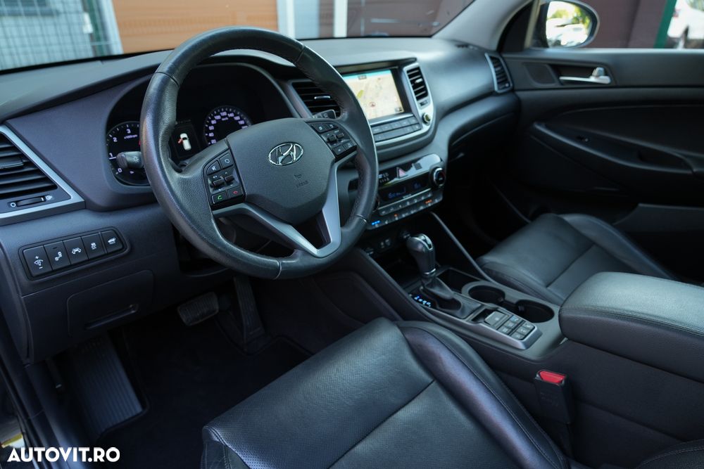 Hyundai Tucson 2.0 CRDI 4WD Automatik Premium - 17