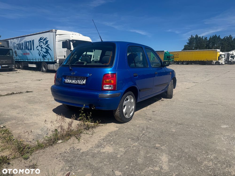Nissan Micra - 4