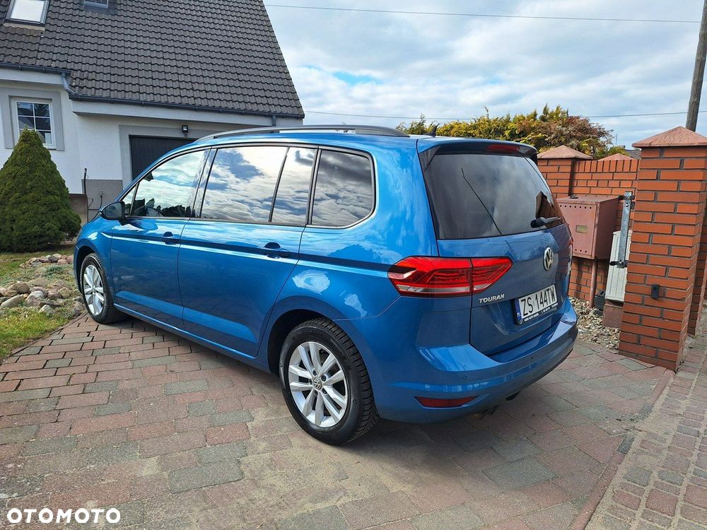 Volkswagen Touran 2.0 TDI BMT Comfortline - 3