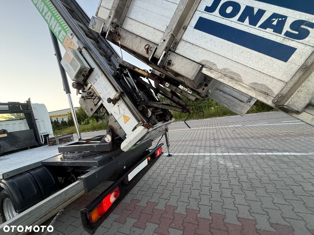 Nissan CABSTAR  2.5  DRABINA - PODAJNIK BOCKER DEKARSKO - MEBLOWY  WYSOKOŚĆ 26 M - 16