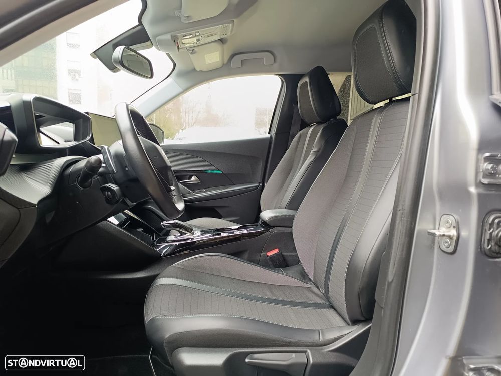 Peugeot 2008 PureTech 130 EAT8 Allure - 8