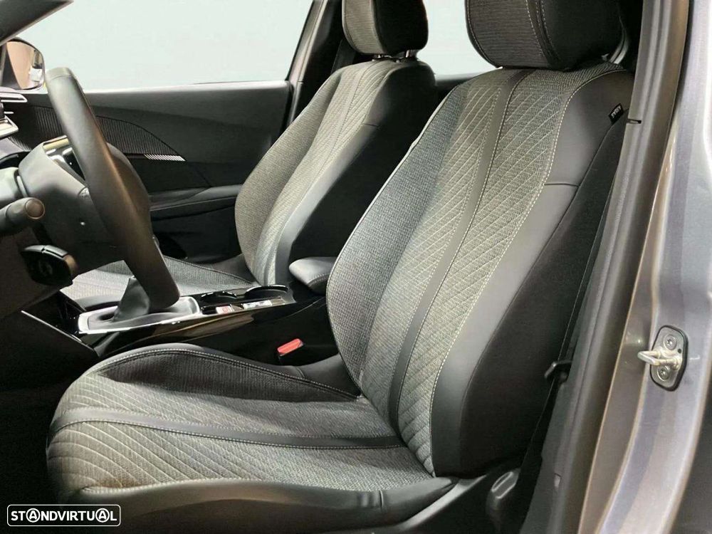 Peugeot 2008 1.2 PureTech Allure - 20