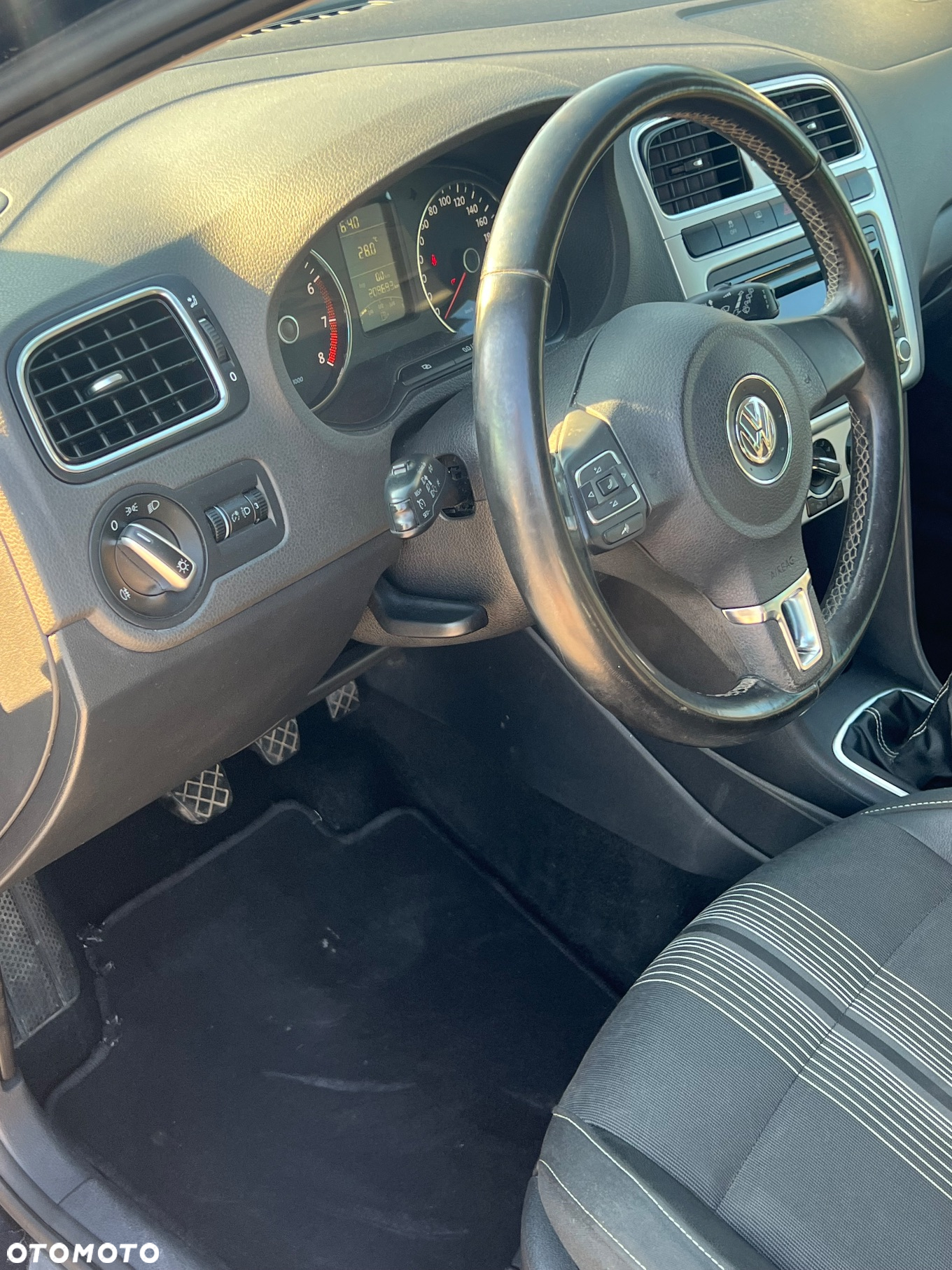 Volkswagen Polo 1.4 Comfortline - 7