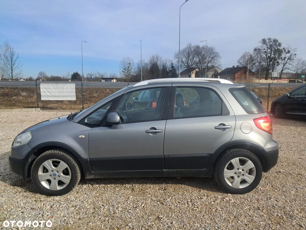 Fiat Sedici - 1
