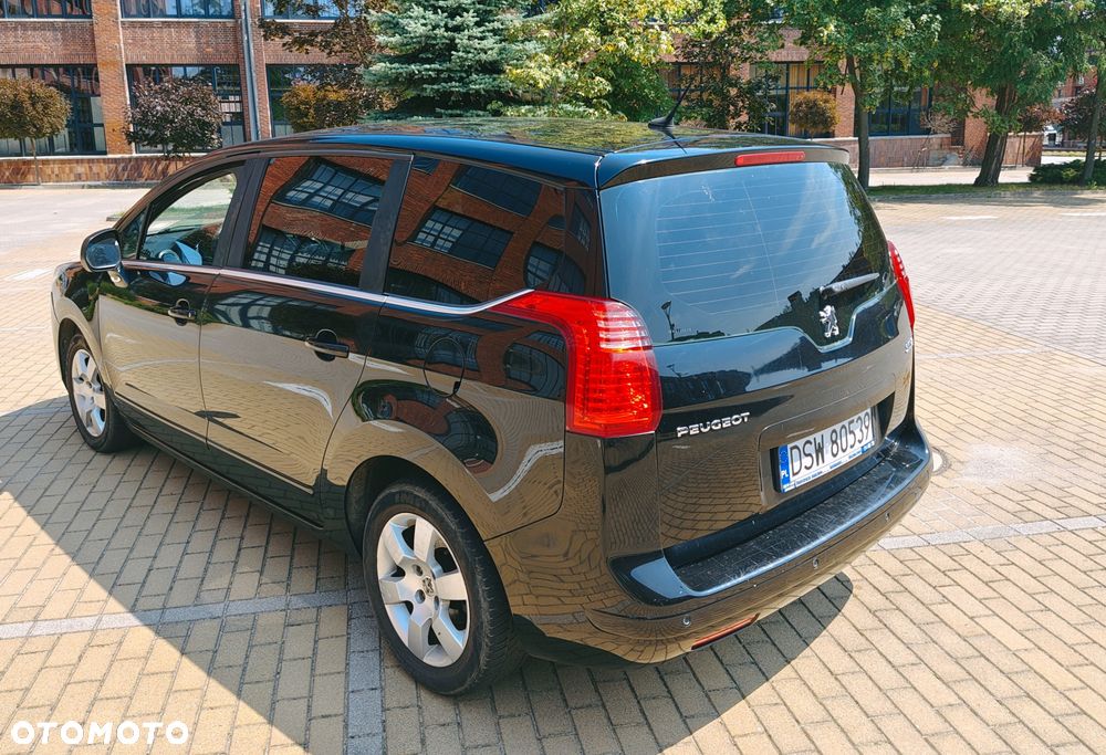 Peugeot 5008 - 6