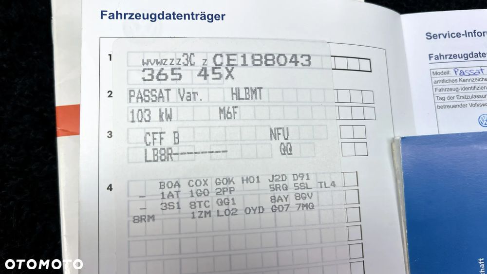 Volkswagen Passat 2.0 TDI Highline - 37