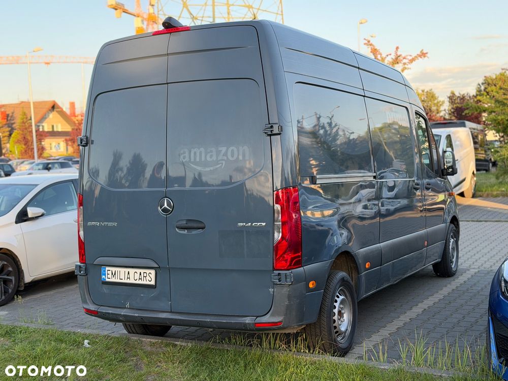 Mercedes-Benz Sprinter - 22
