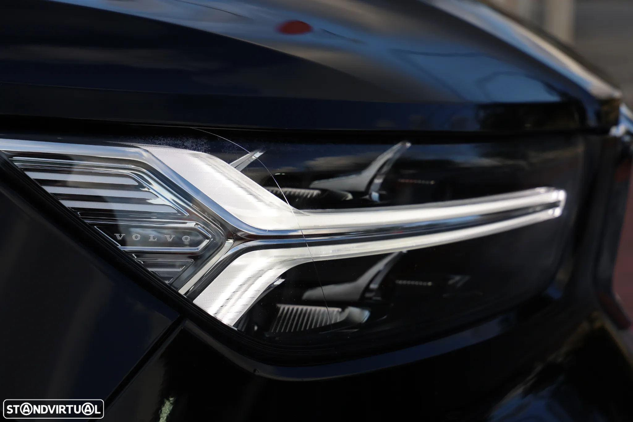 Volvo XC 40 2.0 D3 Momentum Plus - 31