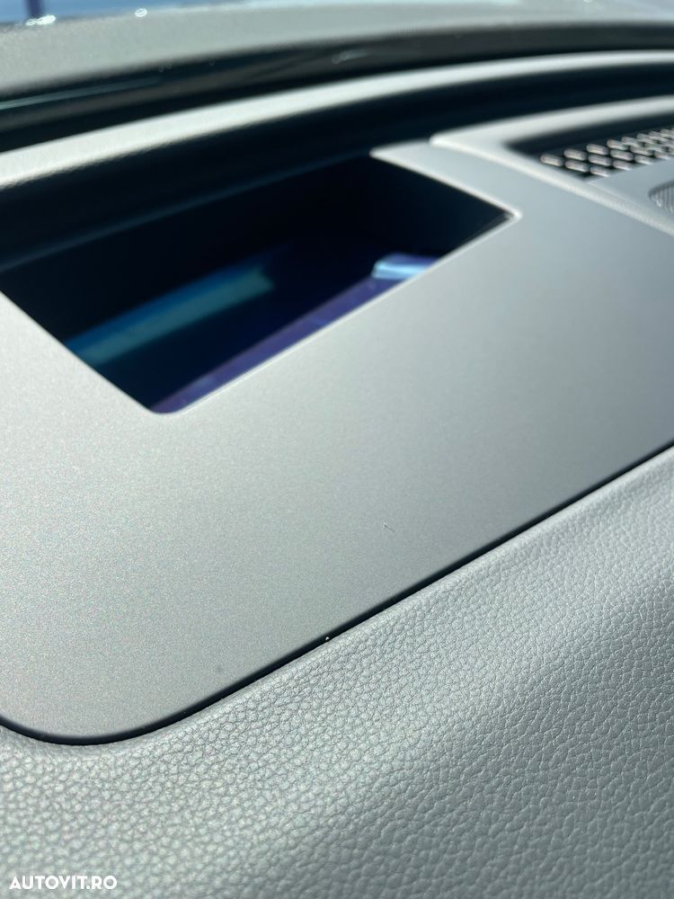 Volkswagen Tayron 1.5 TSI DSG PHEV R-Line - 9