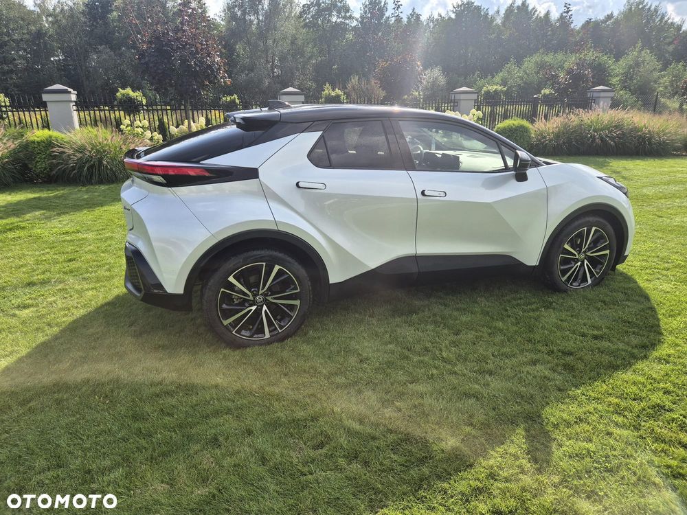 Toyota C-HR 1.8 Hybrid Black&White - 11