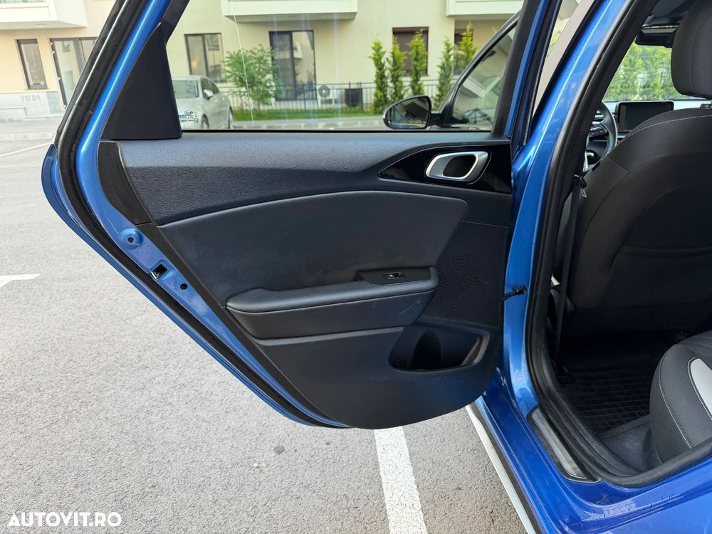 Kia Ceed 1.4 T-GDI 7DCT GT Line - 16