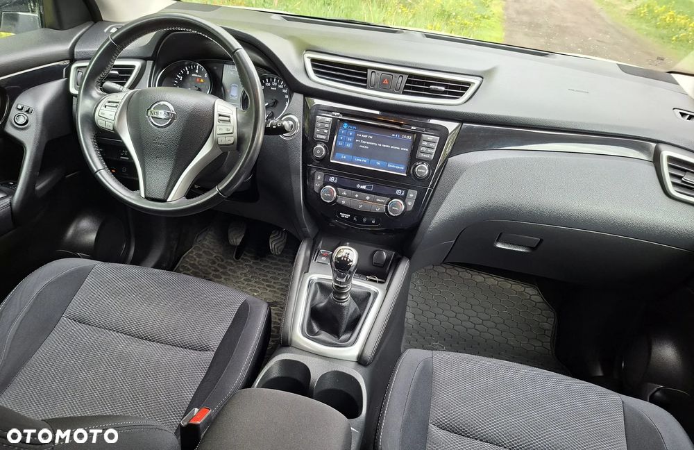 Nissan Qashqai 1.6 DIG-T N-Connecta - 9