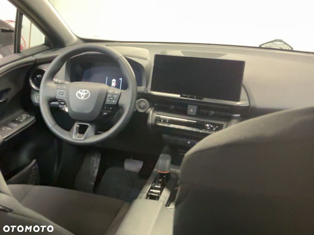 Toyota C-Hr 2025 photo 4