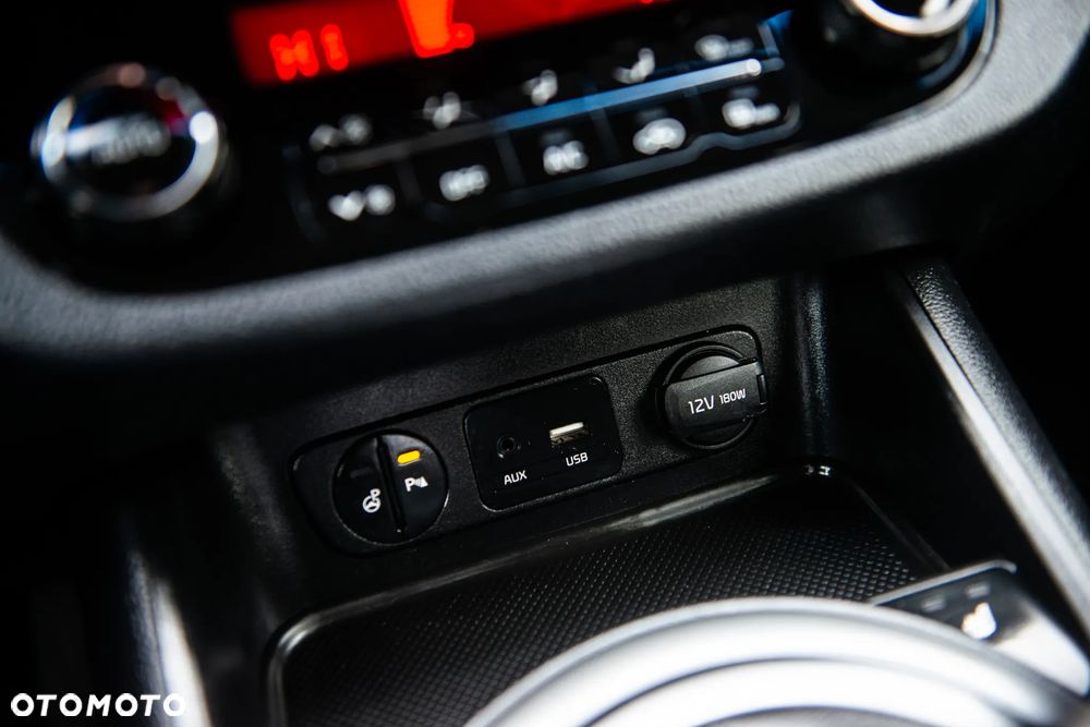 Kia Sportage 1.6 GDI 2WD Attract - 38