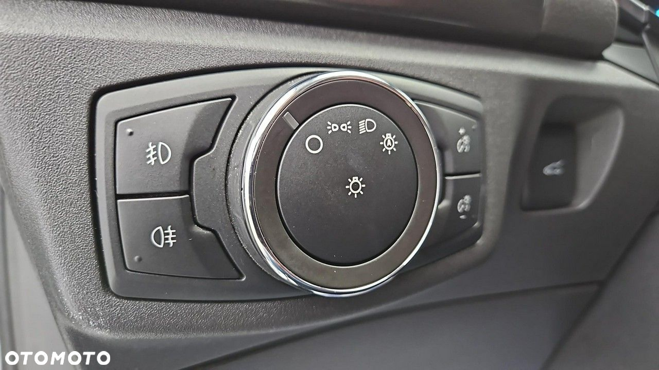 Ford Mondeo 2.0 Hybrid Trend - 17