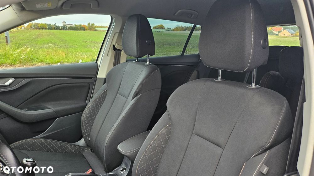 Skoda Scala 1.0 TSI Ambition - 19