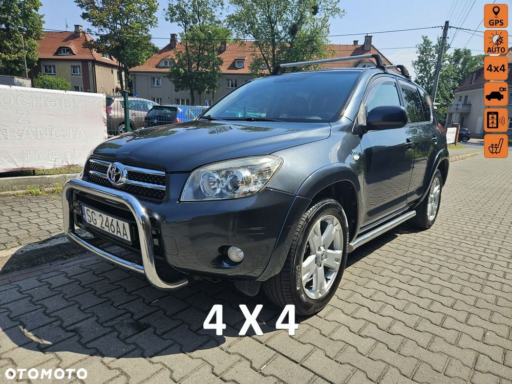 Toyota RAV4 - 1
