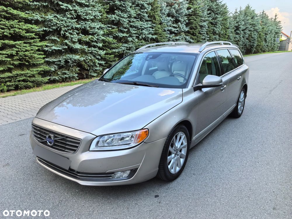 Volvo V70 D2 Dynamic Momentum - 1