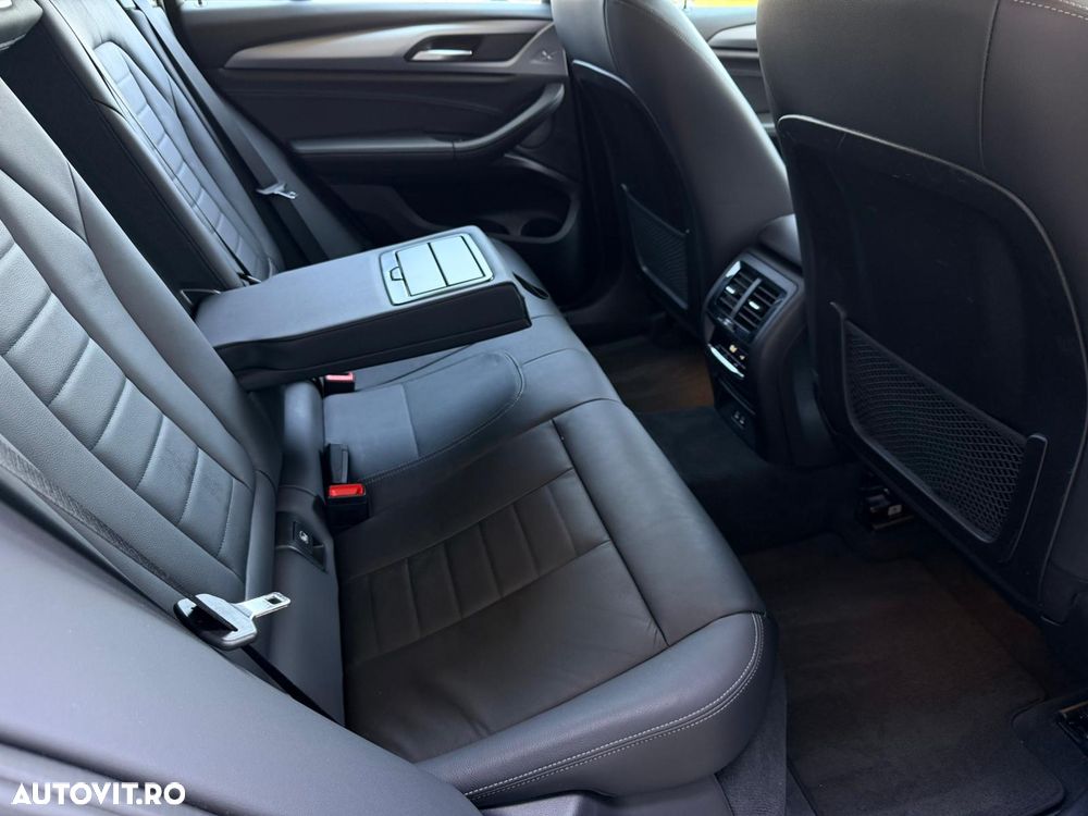 BMW X4 xDrive20i AT - 13