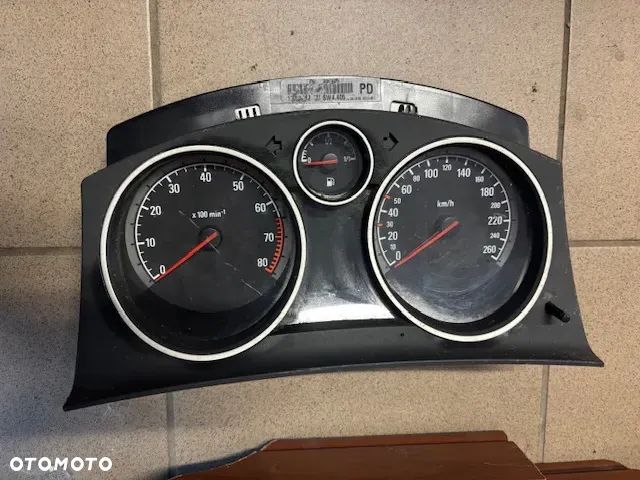 OPEL ASTRA H III LICZNIK ZEGARY A2C53164392 13309003 13251615 A2C53024902 13225980 A2C53164392 - 10