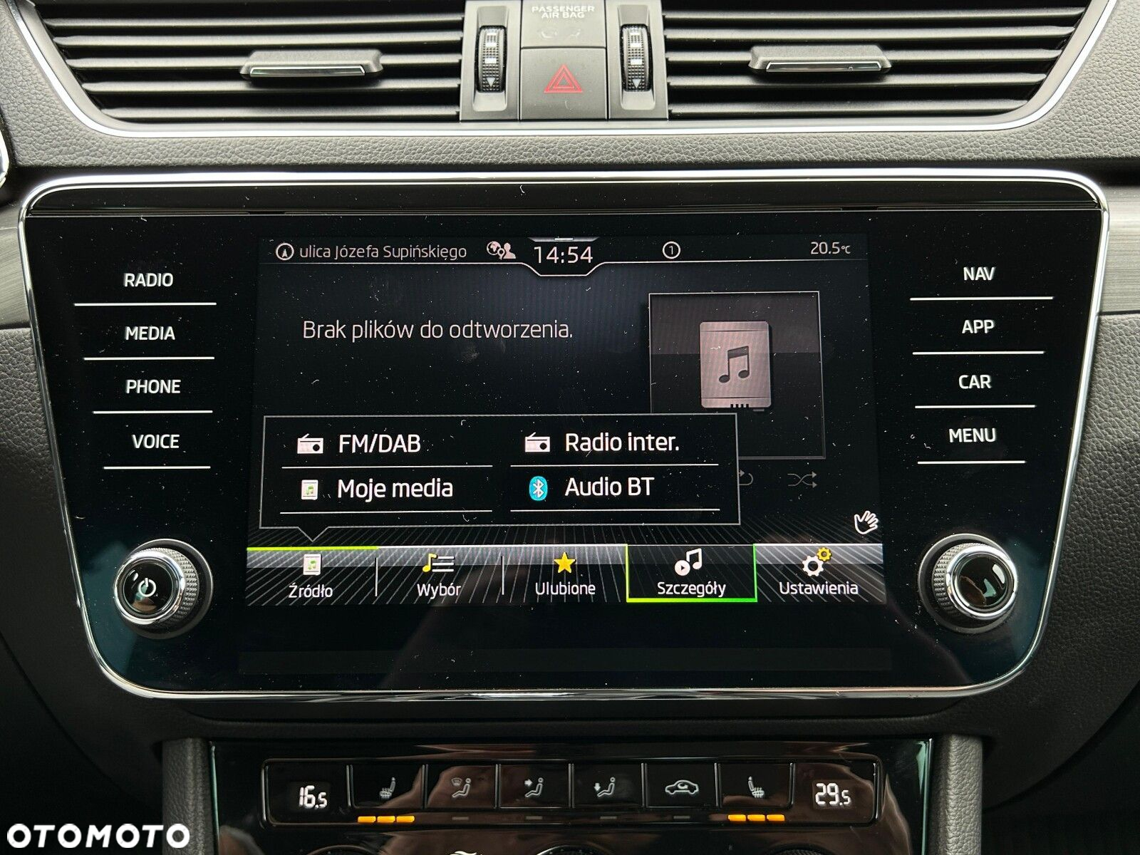 Skoda Superb 2.0 TDI SCR Style DSG - 33