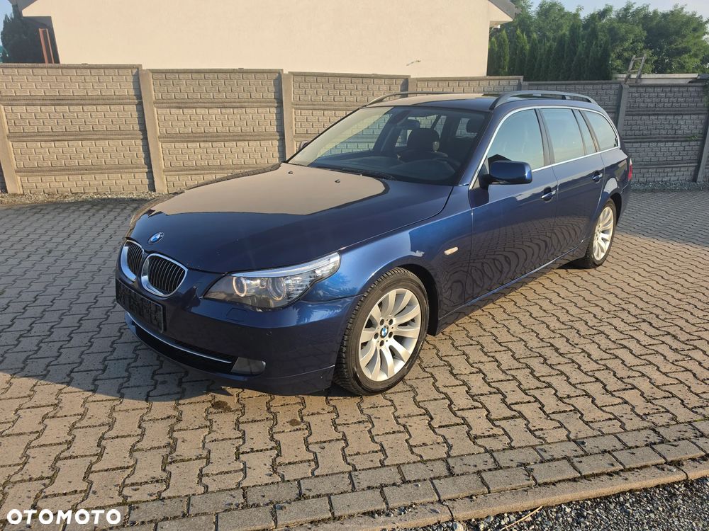 BMW Seria 5 525d Edition Exclusive - 1