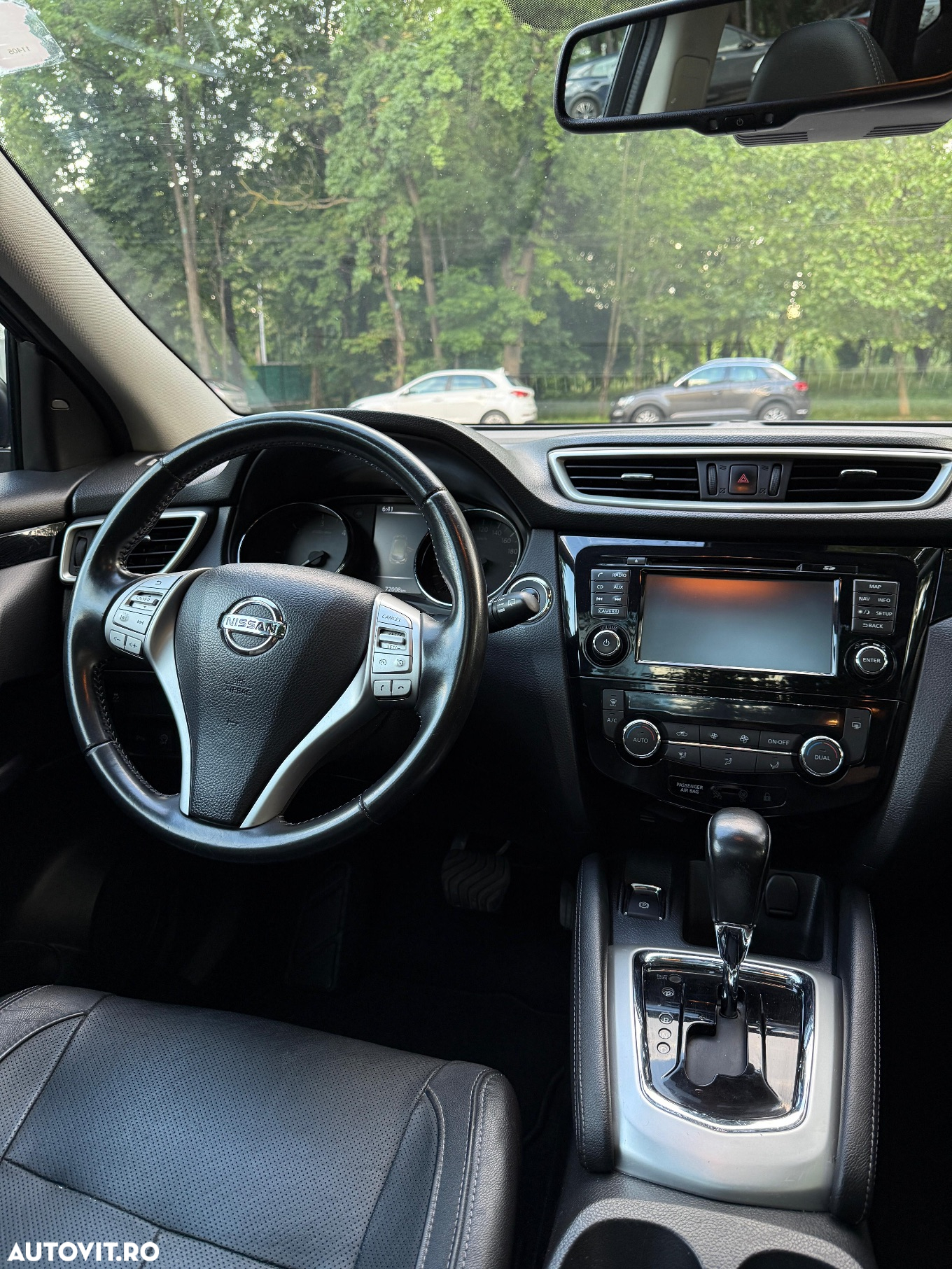 Nissan Qashqai 1.6 DCI Start/Stop X-TRONIC Tekna - 12