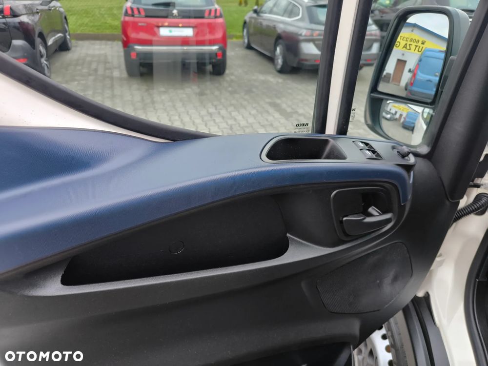 Iveco 35s14 - 21