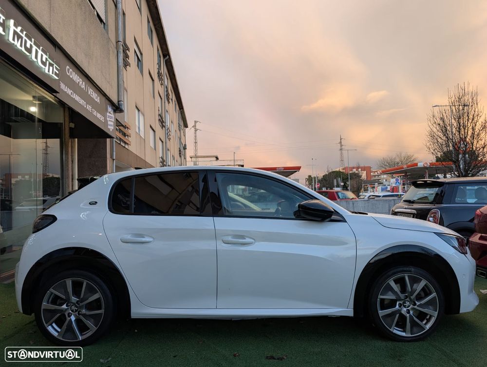 Peugeot e-208 GT Pack - 8
