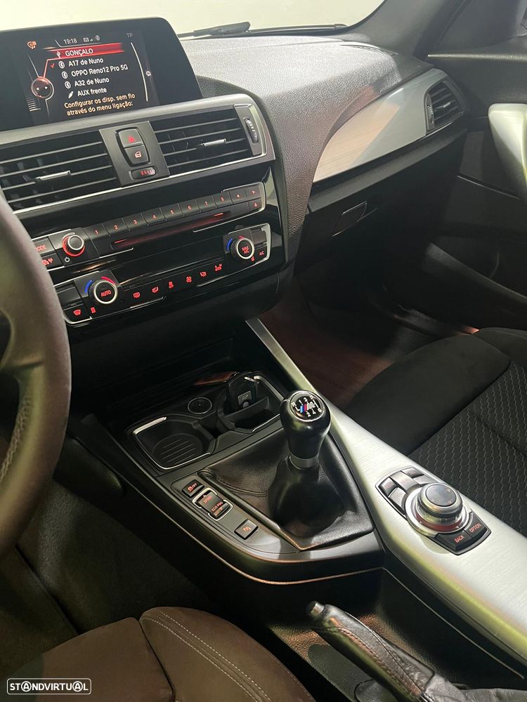 BMW 118 d Pack M - 13