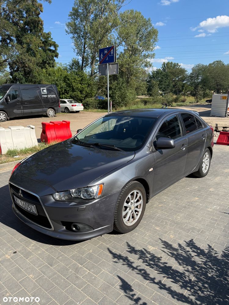 Mitsubishi Lancer Sportback 1.6 ClearTec - 2