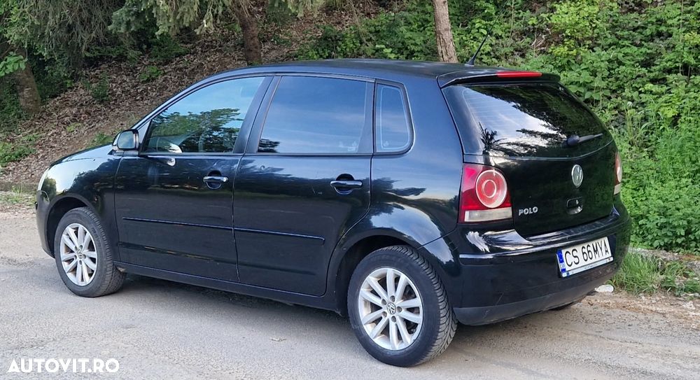 Volkswagen Polo 1.6 Tour - 9